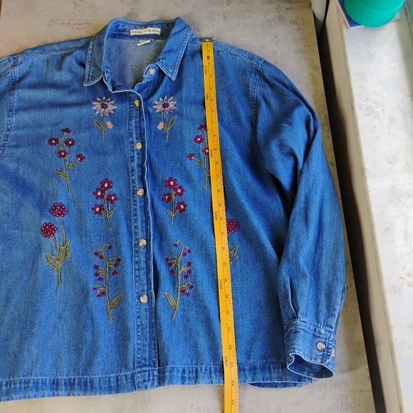 Vtg Maggie & Max Denim Floral Embroidered Top Womens Large Folk Camp Grandmacore - Picture 8 of 10